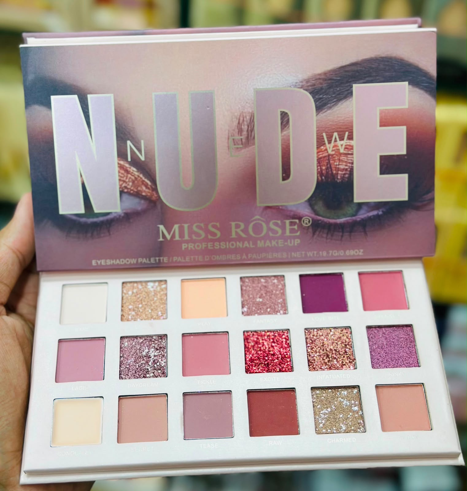 Miss Rose Nude eyeshadow palette